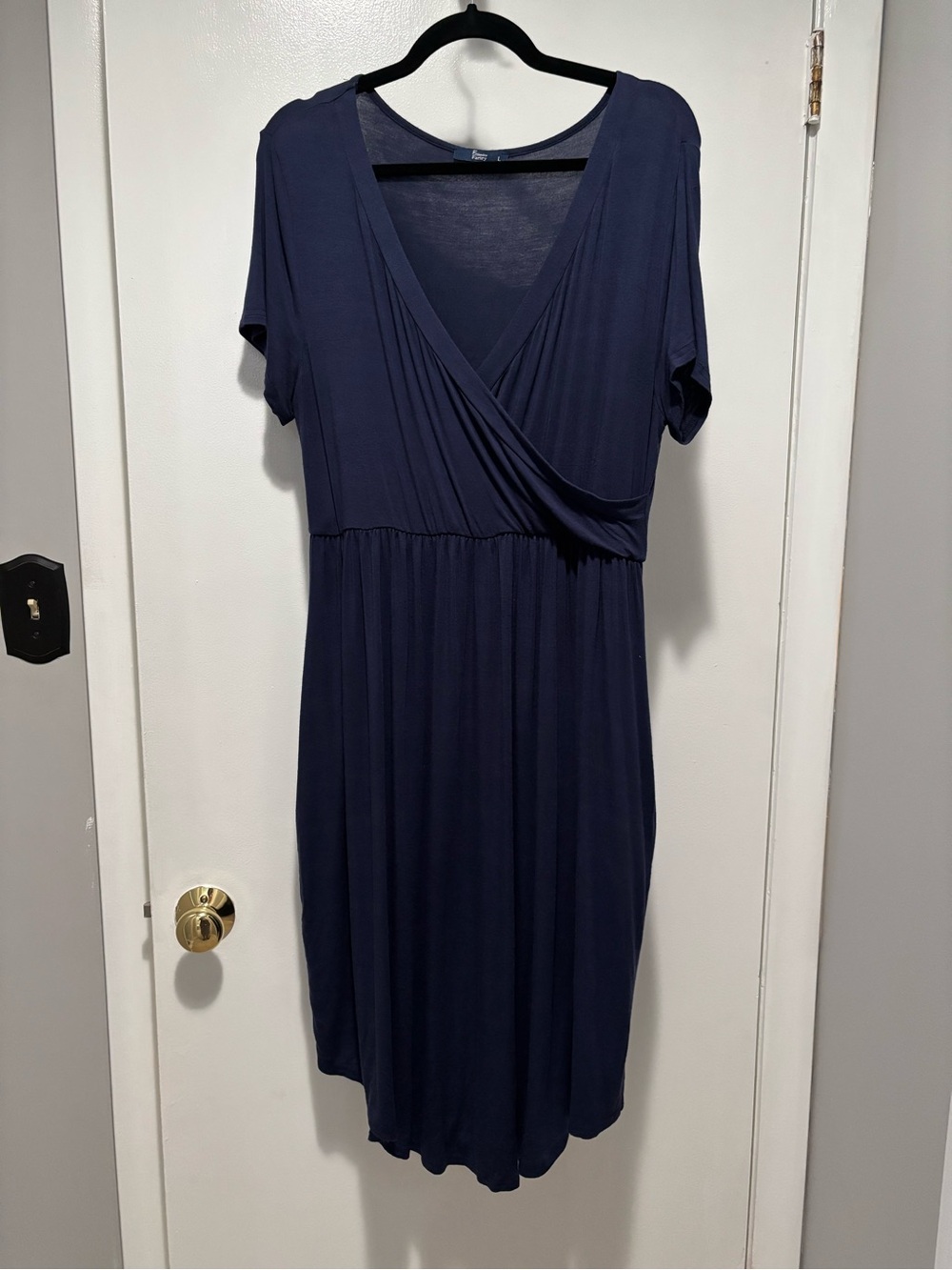 Women’s Navy Faux-Wrap Midi Dress Large